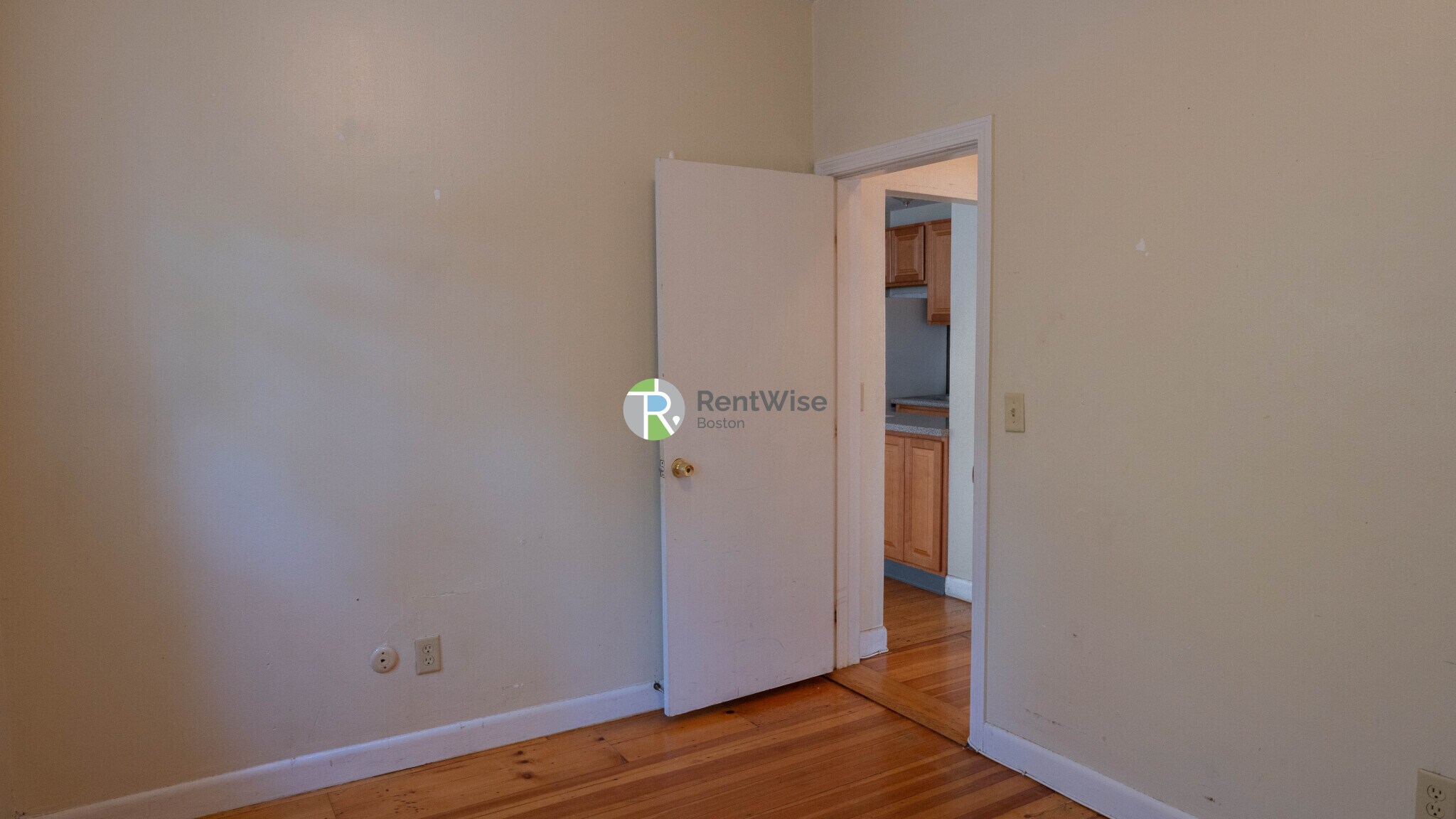 Building Photo - 1132 Commonwealth Ave