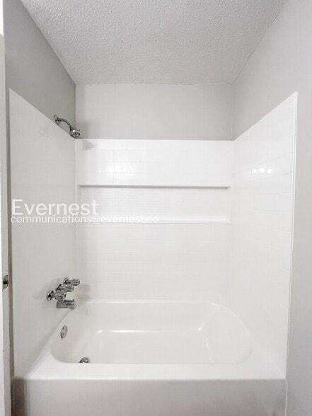 Building Photo - 5099 Corkwood Dr