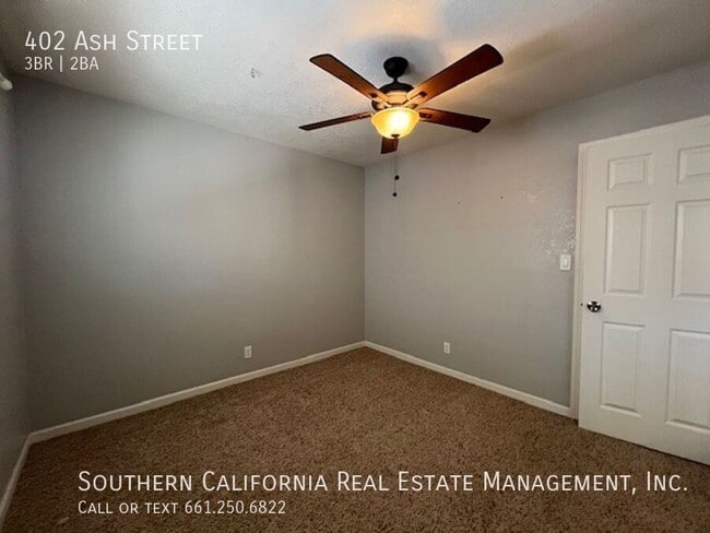 Building Photo - 402 Ash St