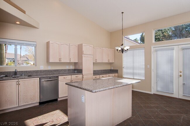 Building Photo - 131 Rancho Maderas Way