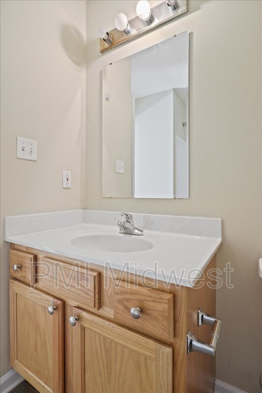 Building Photo - 1061 Wild Ivy Trail