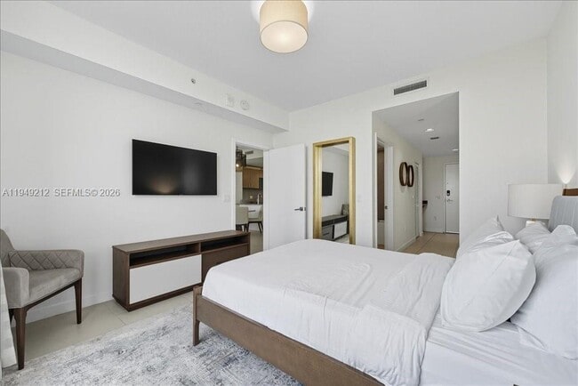 Building Photo - 5350 NW 84th Ave