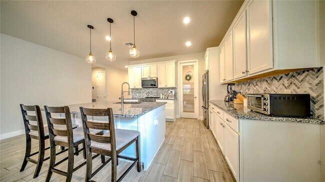 Building Photo - 3401 Bluff Oak Ln
