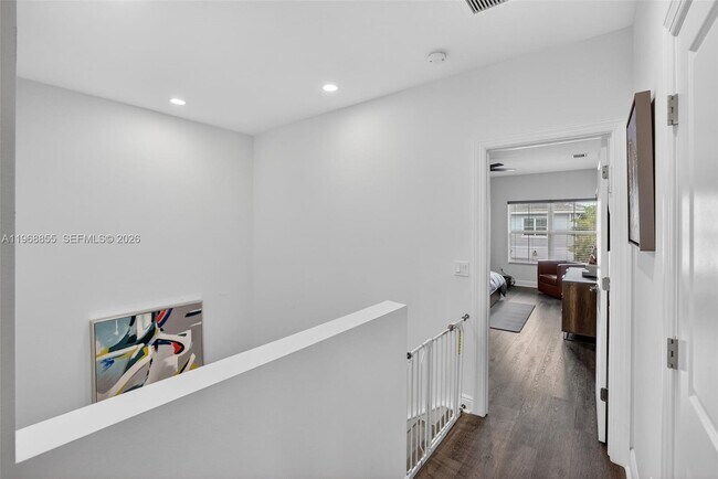 Building Photo - 543 Parsons Wy