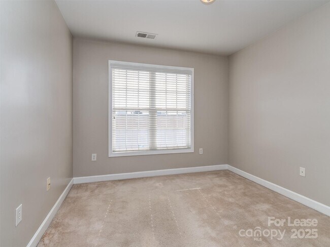 Building Photo - 2074 Ayrsley Town Blvd