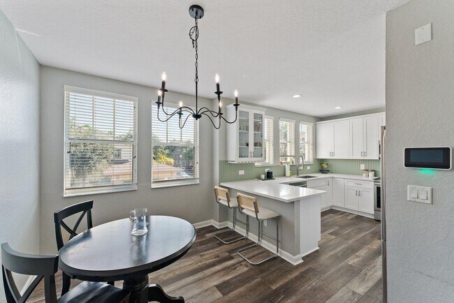 Building Photo - 500 Pacific Grove Dr