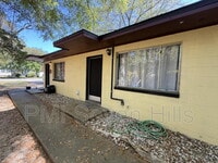 Building Photo - 1510 Milton St