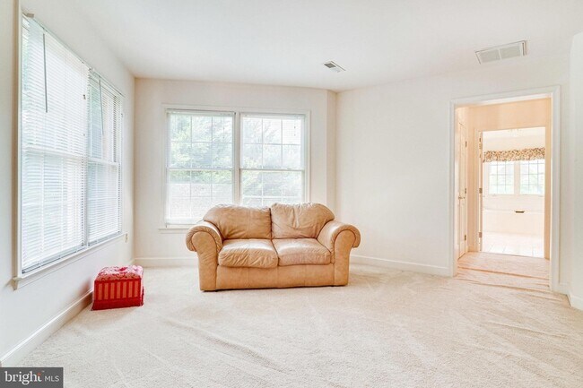 Building Photo - 1719 Strine Dr