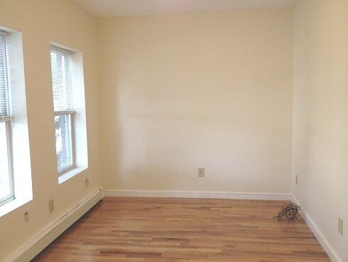Apt 2 - 118 Berkshire St