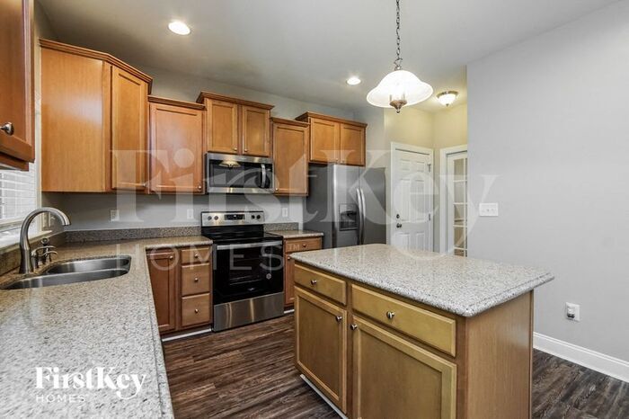 Building Photo - 181 Fireweed Pl