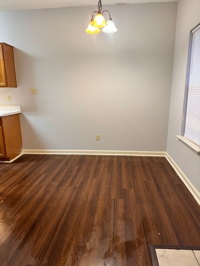 Building Photo - 1271 Brady Hollow Ln