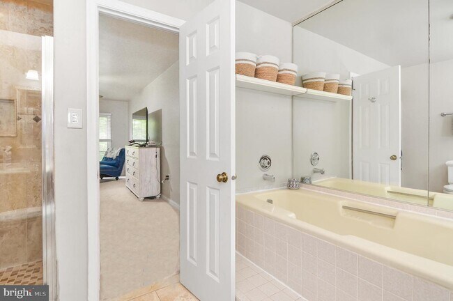 Building Photo - 6303 Gabriel St