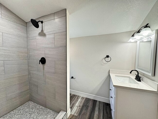 Building Photo - 3250 Meade St