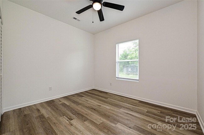 Building Photo - 1474 Stroupe St