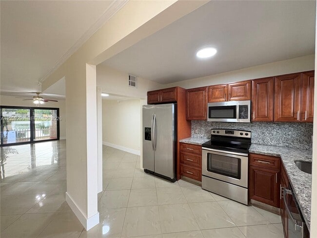 Building Photo - 1606 NW 90th Way
