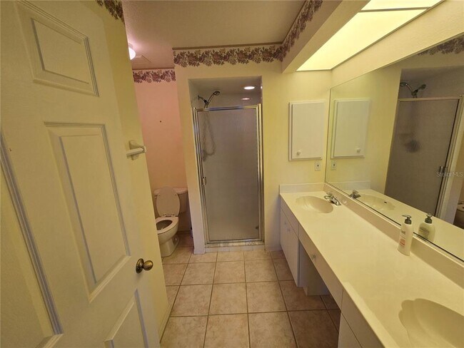 Building Photo - 5800 Sabal Trace Dr
