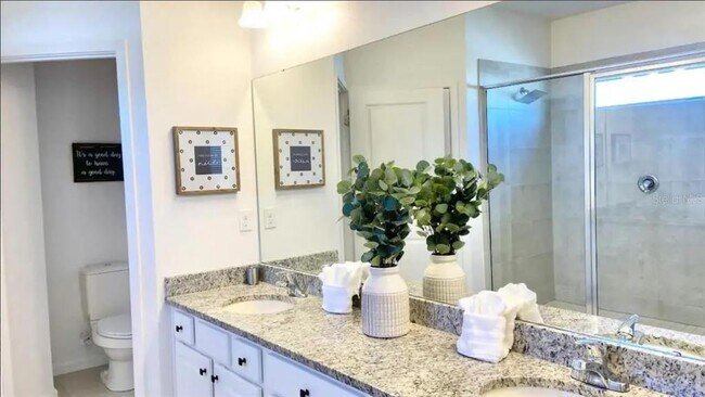 Building Photo - 2676 Calistoga Ave