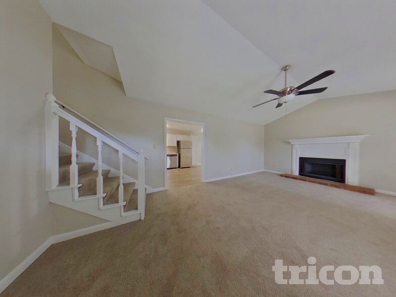 Building Photo - 178 Nicole Dr