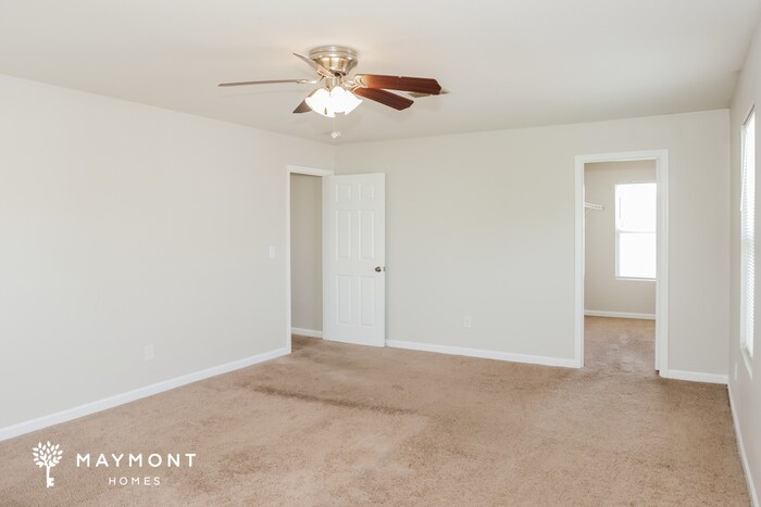 Building Photo - 131 Ranier St