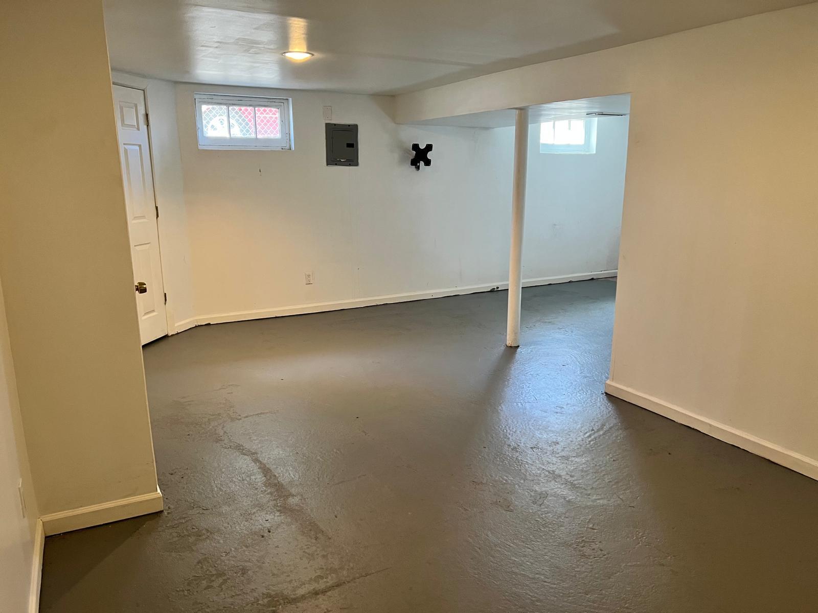 Building Photo - 126 Orange St