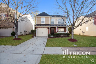 Building Photo - 807 Sinclair Dr