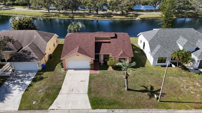 Building Photo - 704 49th St E