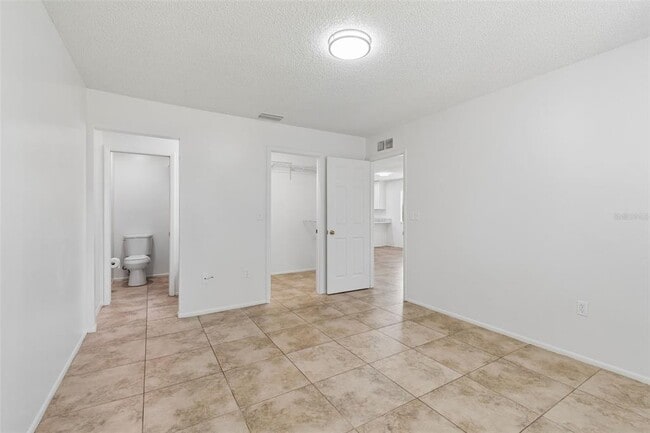 Building Photo - 2945 Grove Wood Blvd