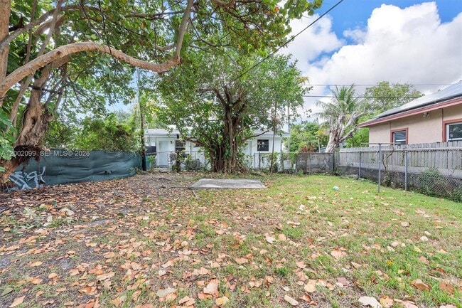 Building Photo - 1810 NW 47th St