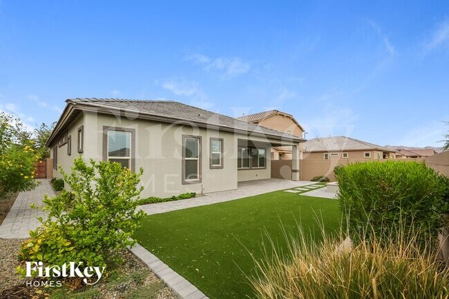 Building Photo - 119 S 197th Dr
