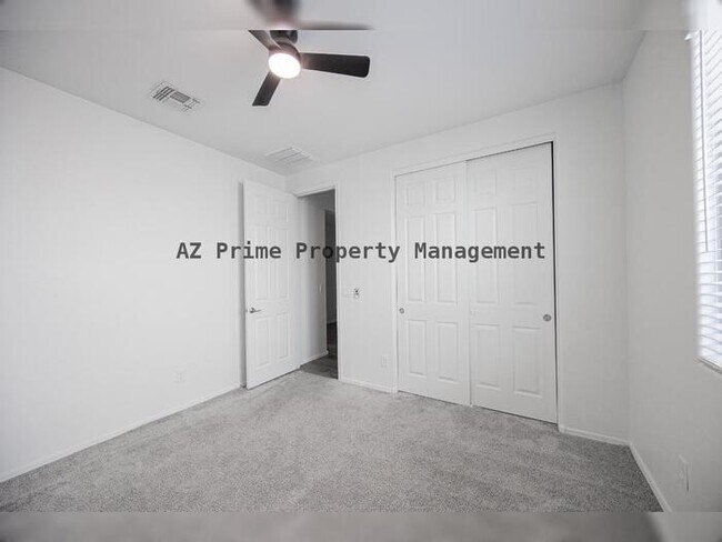 Building Photo - 7914 W Pueblo Ave