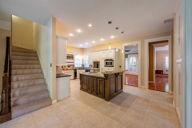 Building Photo - 11826 Primwood Dr