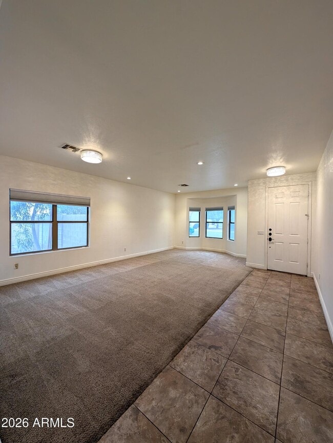 Building Photo - 1184 S Jesse Pl