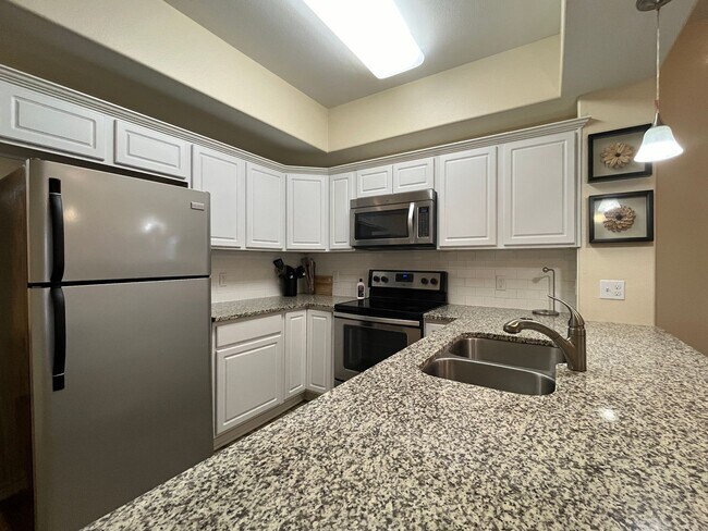 Building Photo - 15128 Dory Dr