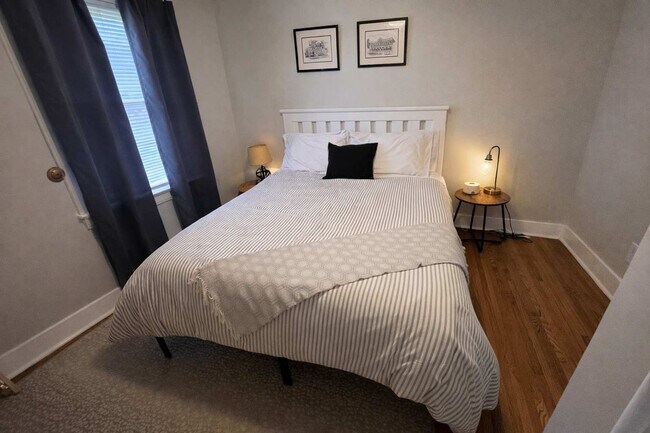 Building Photo - 3222 West Blvd