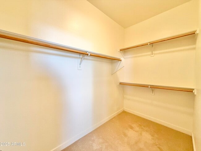 Building Photo - 17850 N 68th St