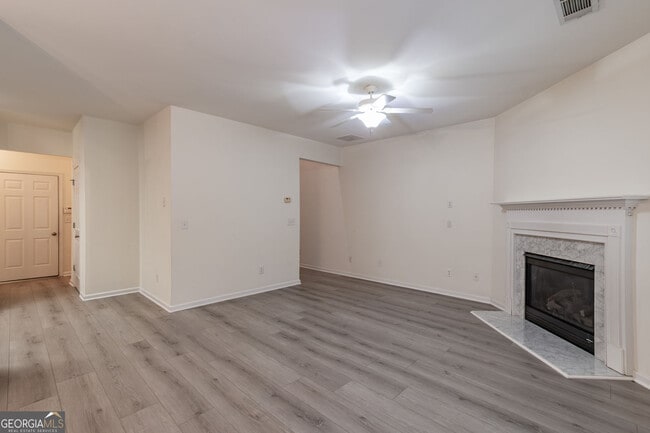 Building Photo - 3941 Snipes Ct