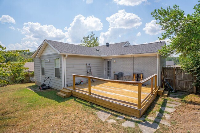 Building Photo - Cozy Updated Kingwood Home with 3 Bedrooms