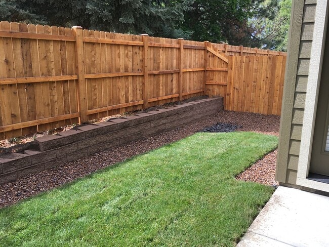 Building Photo - 61357 SE Matthew St