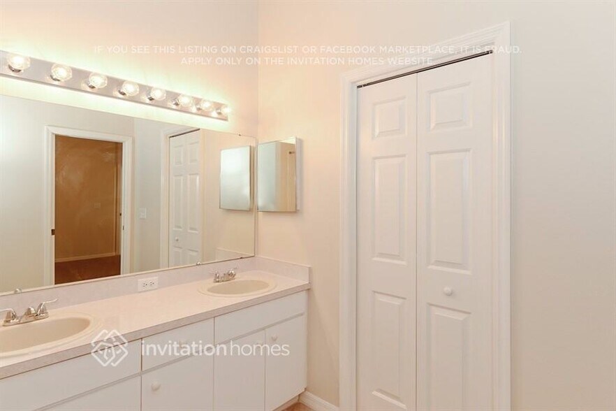 Building Photo - 521 Greg St