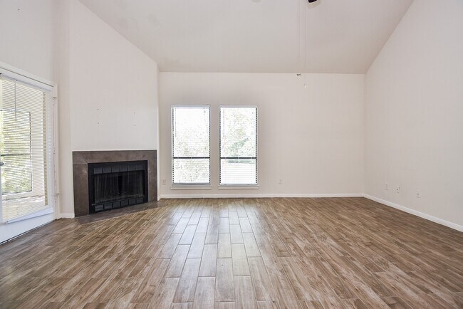 Building Photo - 4144 Greystone Way