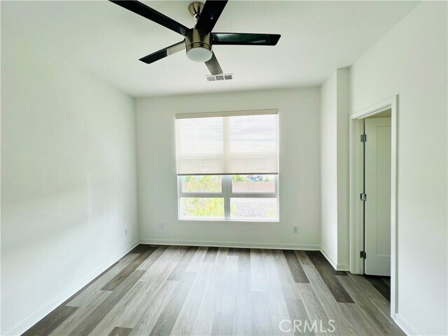 Building Photo - 2336 Synergy