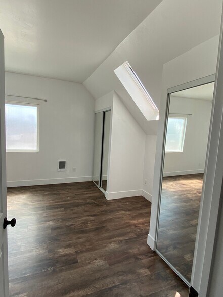 Building Photo - 3320-3324 Clairemont Dr