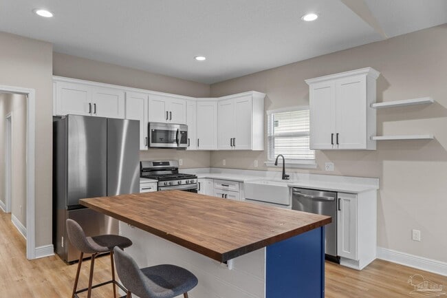 Building Photo - 8553 Sonnyboy Ln