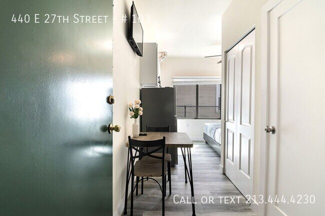 Building Photo - 440 E 27th St