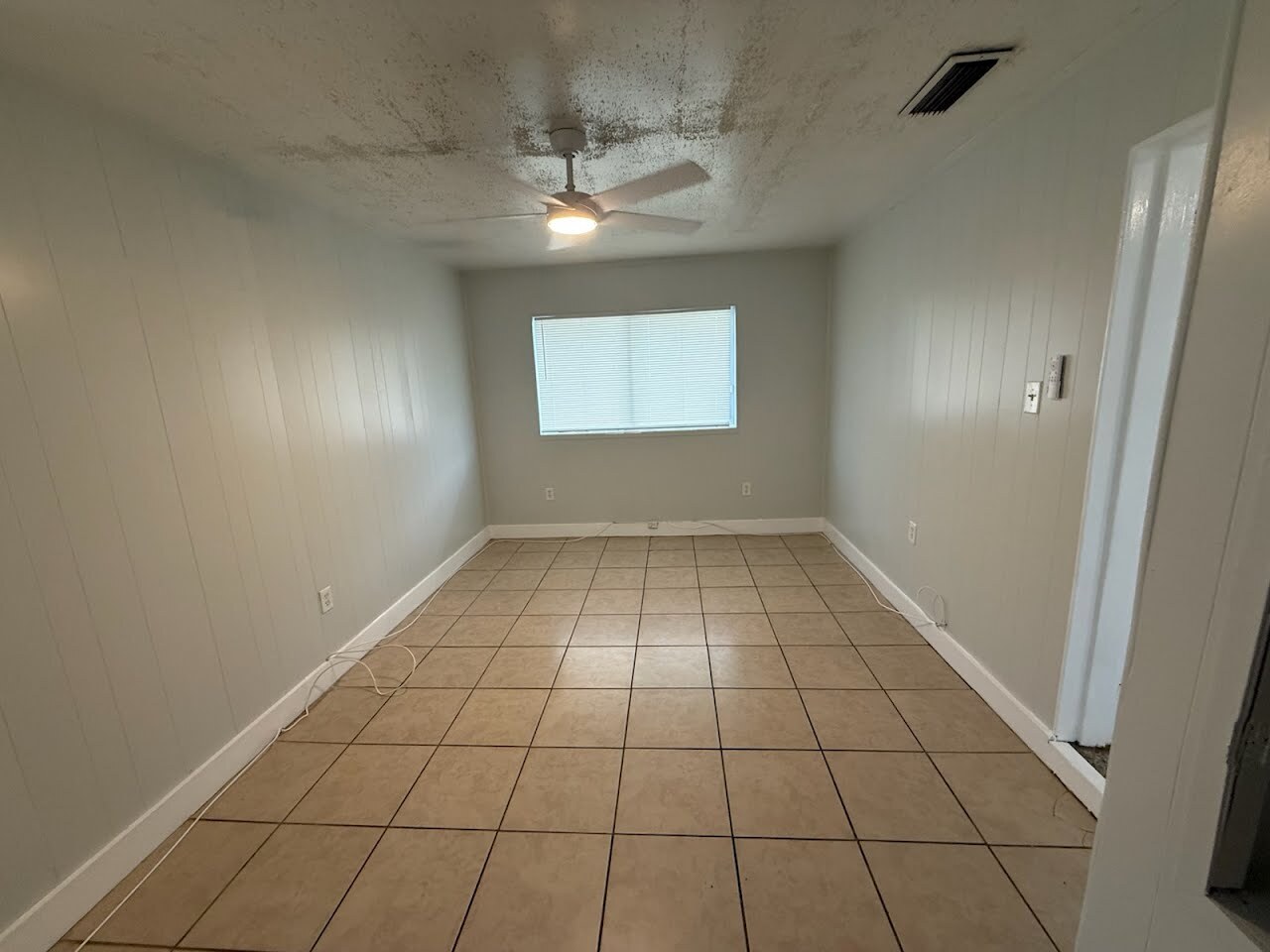 Building Photo - 1032 Cadillac Dr