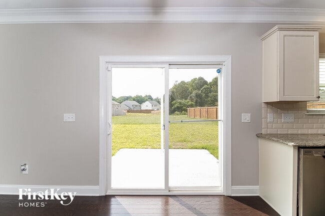 Building Photo - 1313 Royal Coach Trail