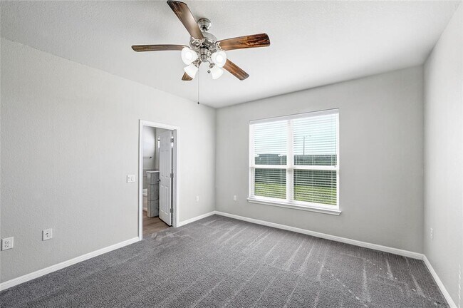 Building Photo - 821 Fortrose Ter