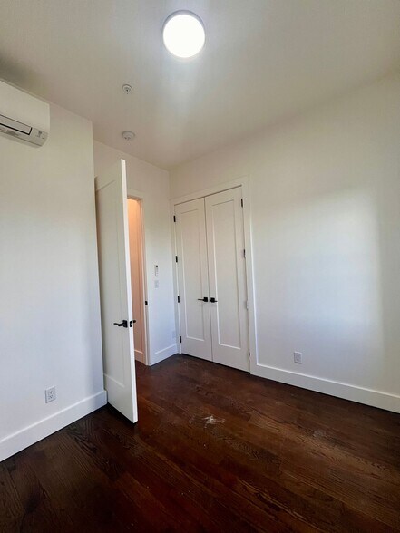 Building Photo - 294 Hoboken Ave