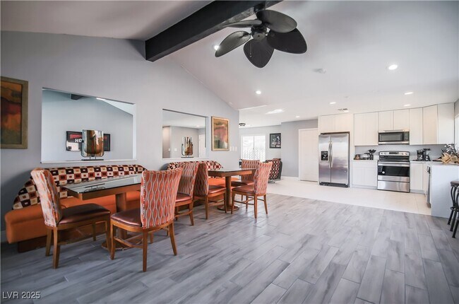 Building Photo - 5086 Cartaro Dr