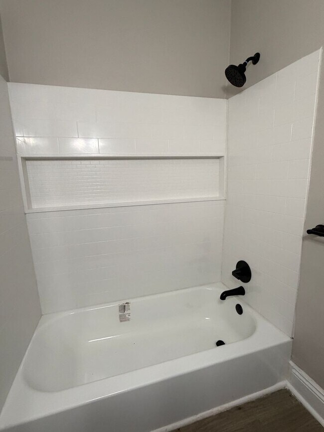 Building Photo - 1137-1139 Paxton St.